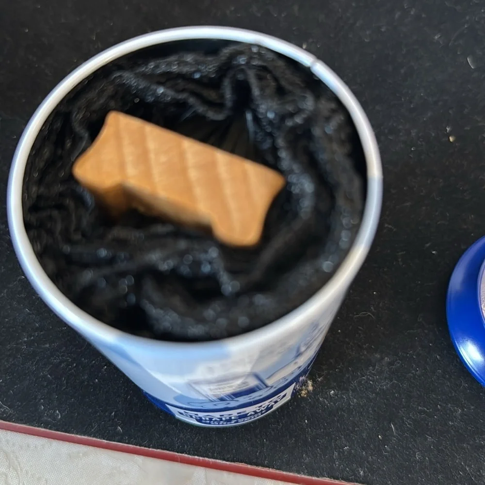The perfect gift for that special someone, with this Blue and White Novelty Can